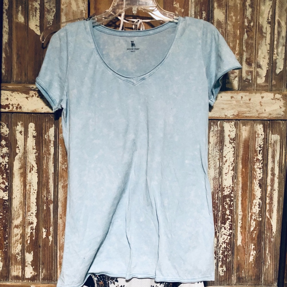 🎈Anthro yellow chair tee